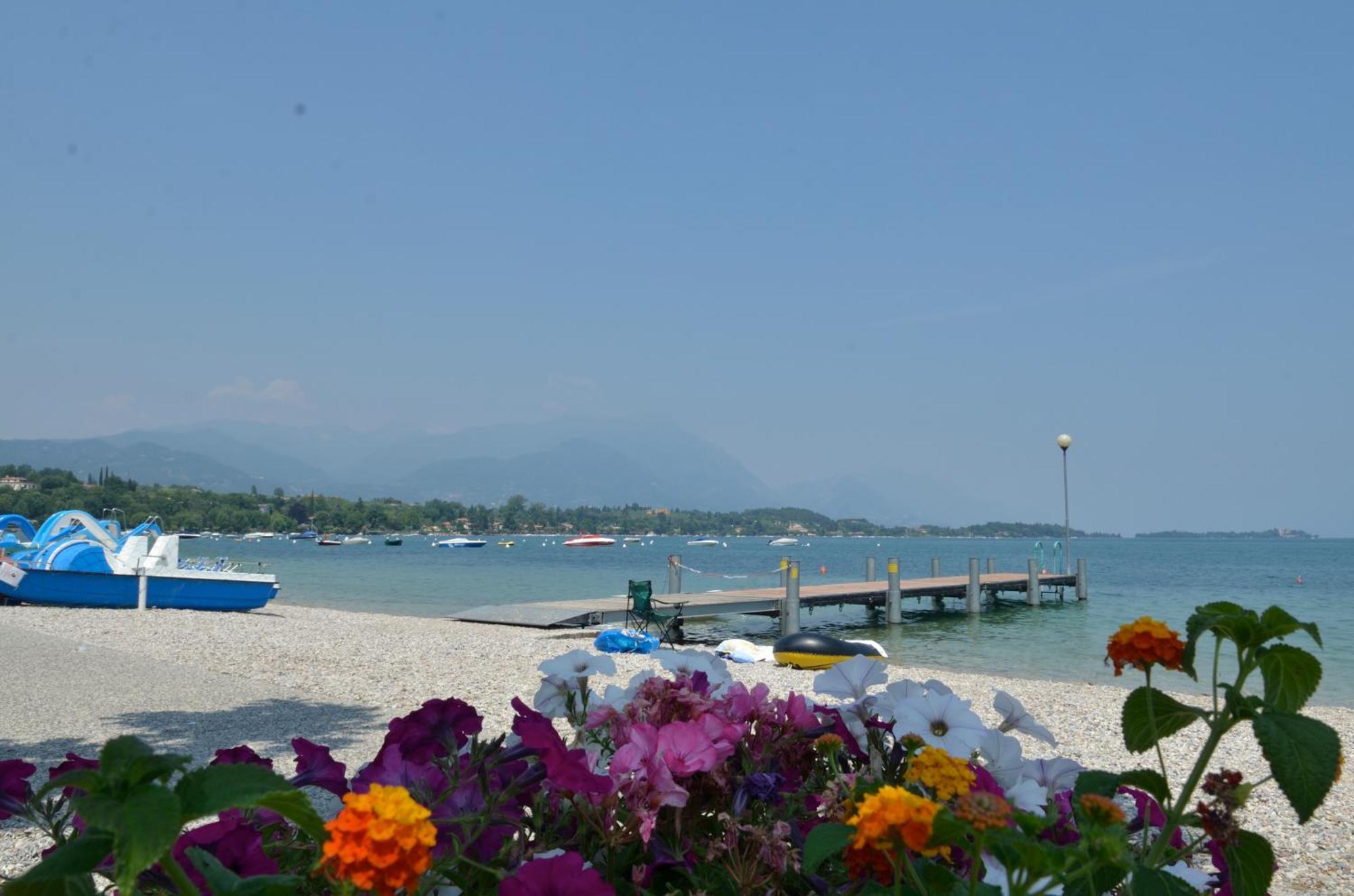 Bellerive Ristorante Albergo Manerba del Garda Eksteriør bilde