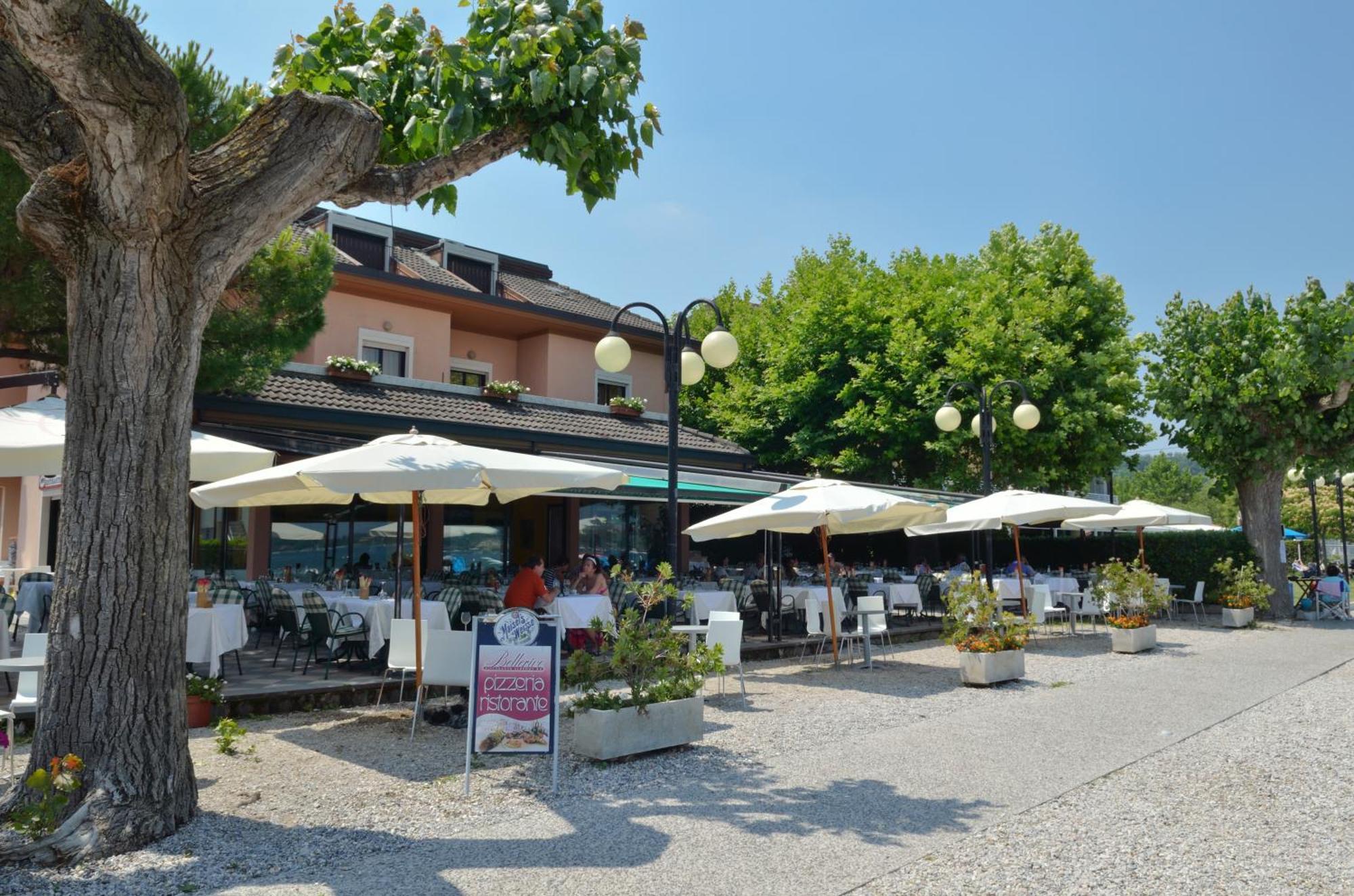 Bellerive Ristorante Albergo Manerba del Garda Eksteriør bilde