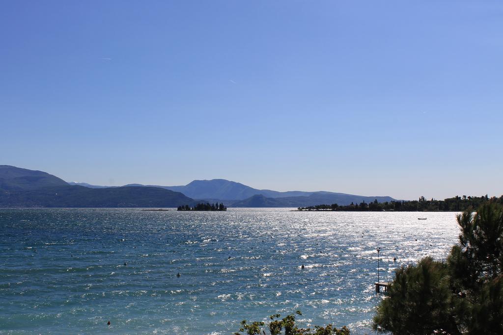 Bellerive Ristorante Albergo Manerba del Garda Eksteriør bilde
