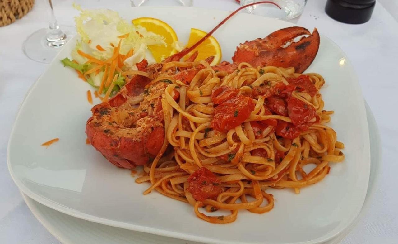 Bellerive Ristorante Albergo Manerba del Garda Eksteriør bilde